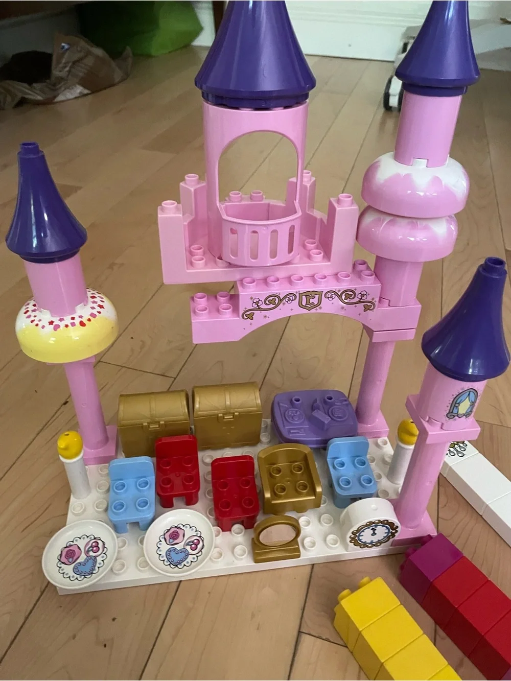LEGO Princess Pink Castle Playset - Pink & Purple